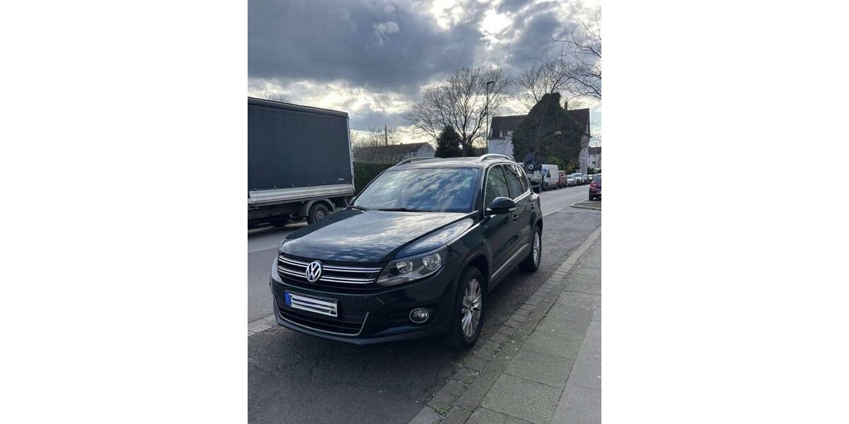 VW Tiguan 99.000 km 9.700 &euro; Ratingen 40885