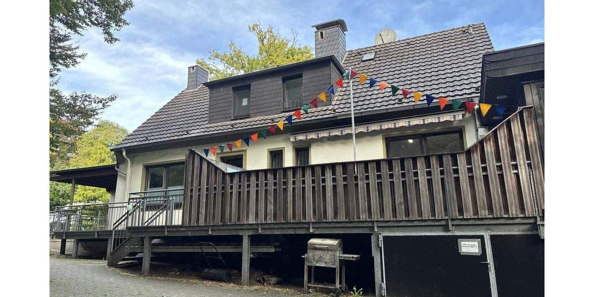 Einfamilienhaus Krefeld Hülser Berg - 1 Zimmer, 1.100.000&euro; | Angebot:25693383