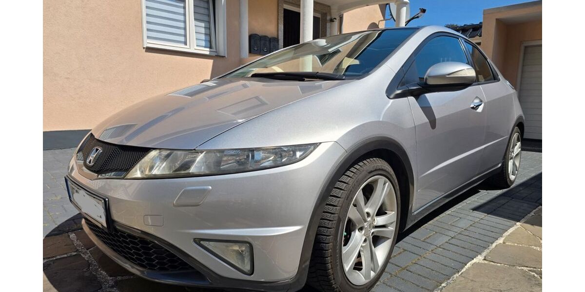 Honda Civic 92.000 km 7.990 &euro; Kamp-Lintfort 47475