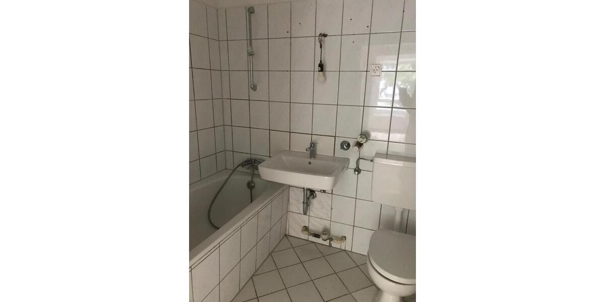 Erdgeschoßwohnung Monheim am Rhein - 3 Zimmer, 70 m&sup2;, 859&euro; | Angebot:25834915