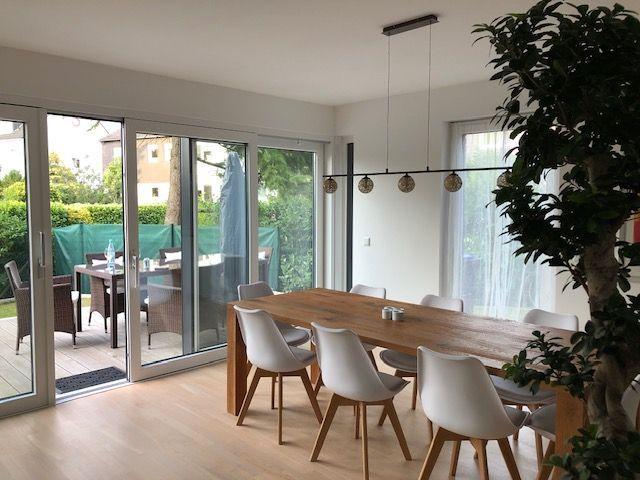 Einfamilienhaus Düsseldorf Lörick - 4 Zimmer, 157 m&sup2;, 2.440&euro; | Angebot:26563638