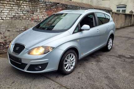 Seat Altea 206.700 km 2.550 &euro; Oberhausen 46049
