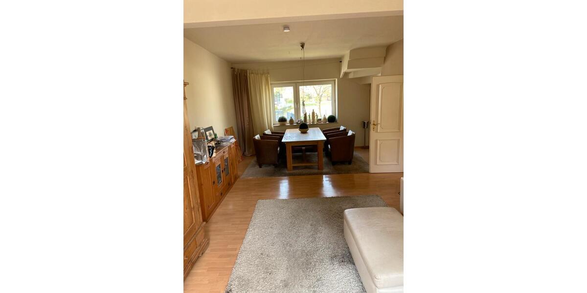 Maisonettenwohnung Mönchengladbach Nord - 4 Zimmer, 130 m&sup2;, 1.450&euro; | Angebot:26013826