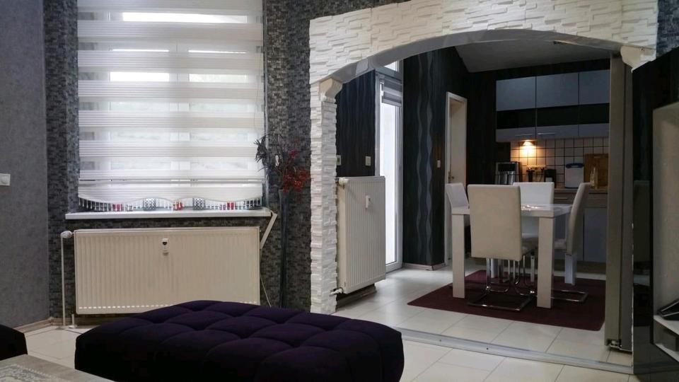 Erdgeschoßwohnung Duisburg Ruhrort - 3 Zimmer, 82 m&sup2;, 1.350&euro; | Angebot:25882609