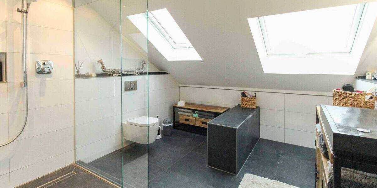 Einfamilienhaus Viersen Dülken - 9 Zimmer, 214 m&sup2;, 595.000&euro; | Angebot:26331360