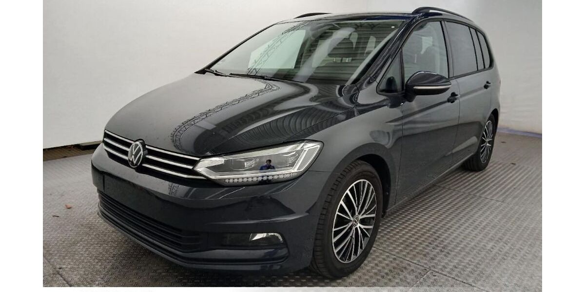 VW Touran 18.700 km 32.395 &euro; Meerbusch 40668