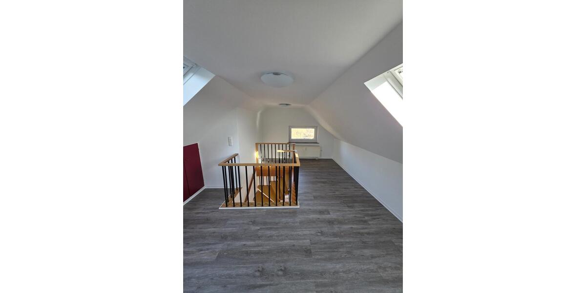 Maisonettenwohnung Mönchengladbach Nord - 4.5 Zimmer, 120 m&sup2;, 1.200&euro; | Angebot:25857283