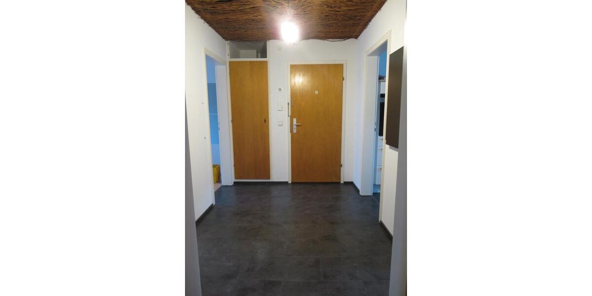 Dachgeschoßwohnung Mönchengladbach West - 3 Zimmer, 57 m&sup2;, 520&euro; | Angebot:26008394