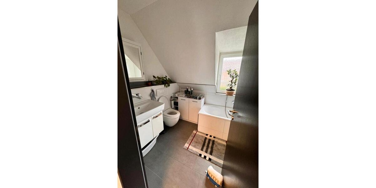 Maisonettenwohnung Langenfeld (Rheinland) - 2 Zimmer, 65 m&sup2;, 799&euro; | Angebot:25590265