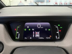 Honda Jazz Hybrid 1.5 e CVT Crosstar+LED+BT+Klimaauto+ 12.235 km 21.444 &euro; Meerbusch 40667