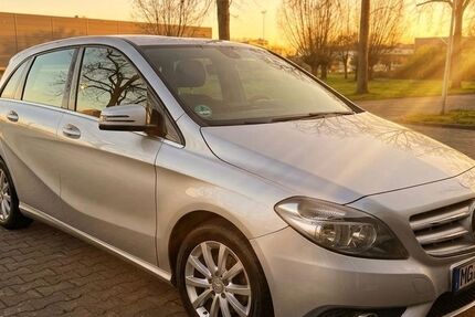 Mercedes-Benz B 180 89.000 km 8.190 &euro; Viersen 41751