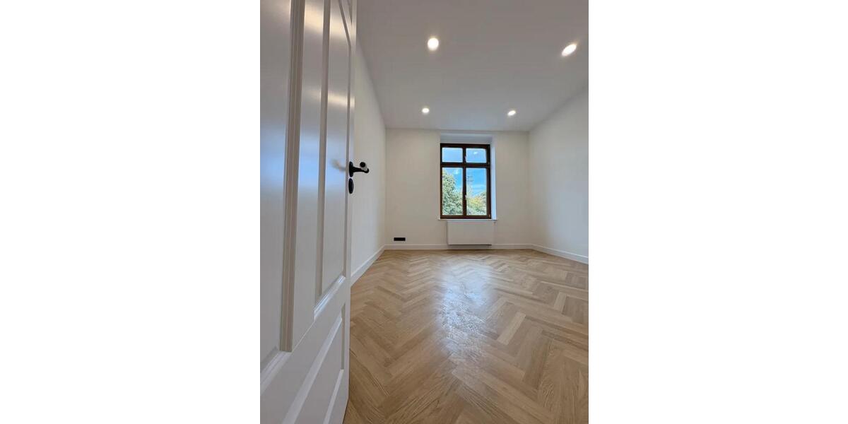 Etagenwohnung Düsseldorf Stadtbezirk 7 - 1 Zimmer, 71 m&sup2;, 1.725&euro; | Angebot:25972356