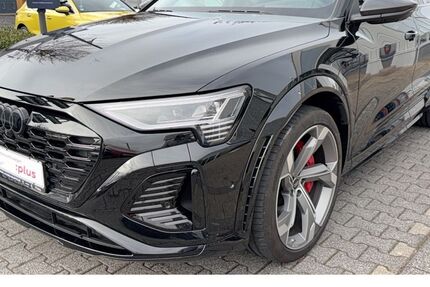 Audi SQ8 e-tron 4.310 km 72.970 &euro; Mönchengladbach 41066