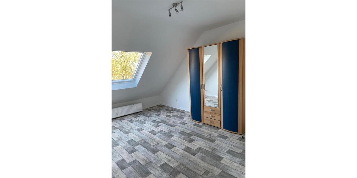 Dachgeschoßwohnung Mülheim an der Ruhr Mellinghofen - 1.5 Zimmer, 35 m&sup2;, 350&euro; | Angebot:26019344