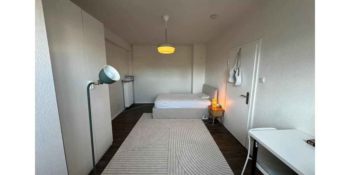 Etagenwohnung Düsseldorf Stadtbezirk 3 - 1 Zimmer, 30 m&sup2;, 695&euro; | Angebot:25996428