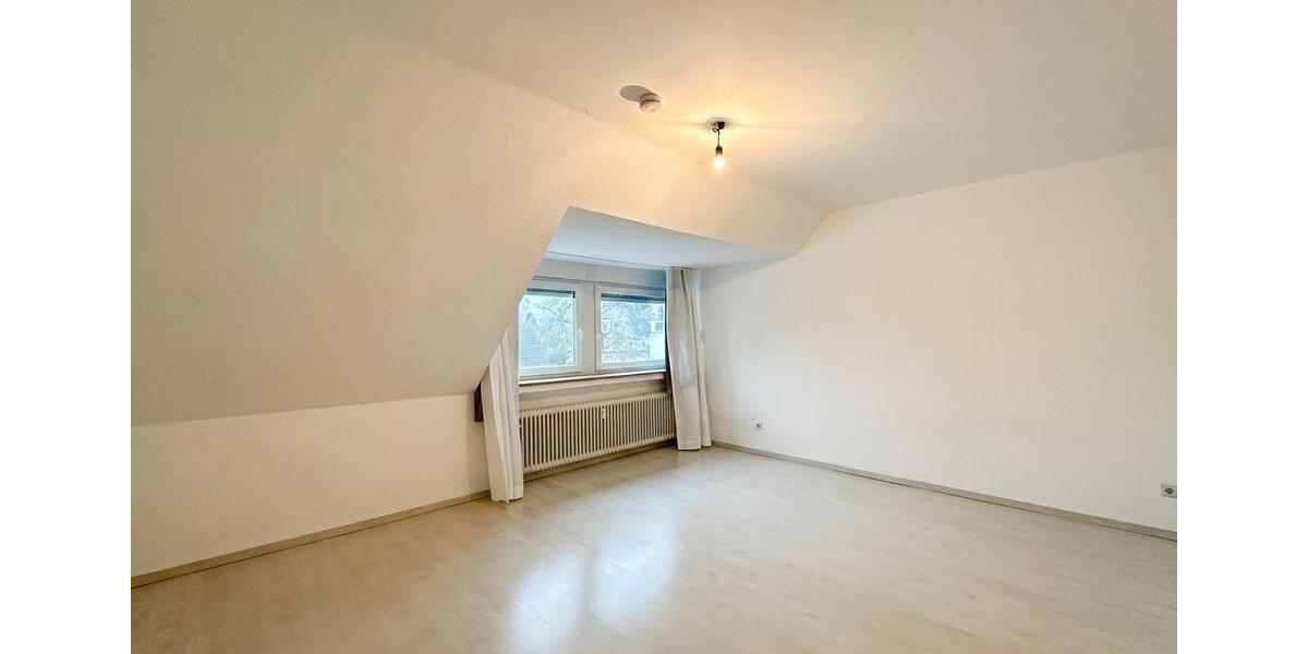 Dachgeschoßwohnung Krefeld Hülser Berg - 3 Zimmer, 57 m&sup2;, 800&euro; | Angebot:26365970