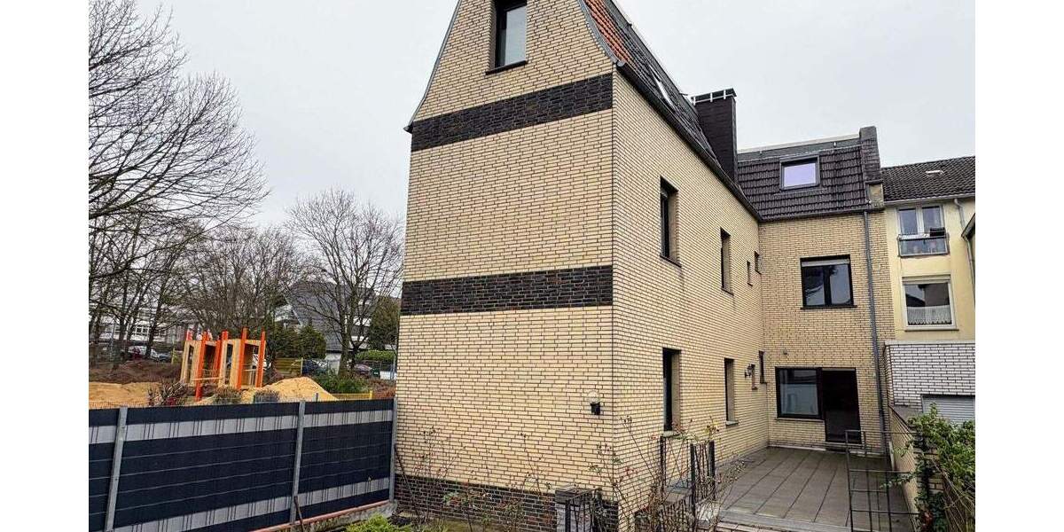 Reihenendhaus Mönchengladbach Waldhausen - 8 Zimmer, 217 m&sup2;, 349.000&euro; | Angebot:25744210