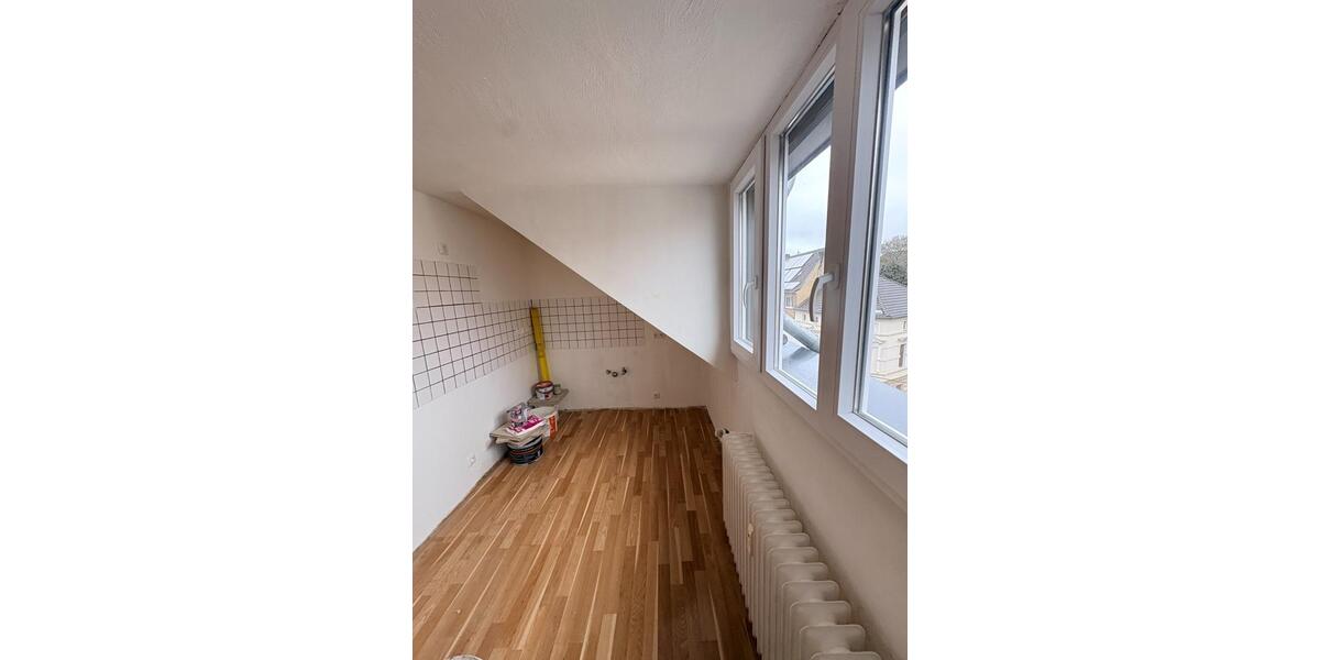 Dachgeschoßwohnung Mönchengladbach Süd - 1 Zimmer, 43 m&sup2;, 480&euro; | Angebot:25918403