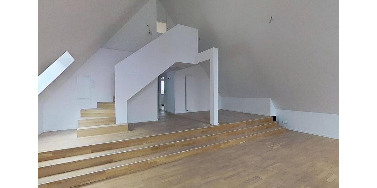 Etagenwohnung Mönchengladbach - 3 Zimmer, 148 m&sup2;, 854&euro; | Angebot:24473962