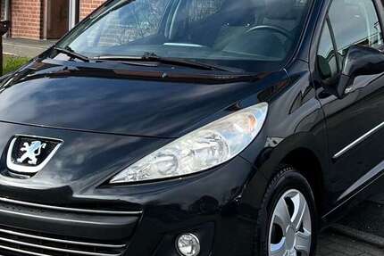 Peugeot 207 168.000 km 2.990 &euro; Mönchengladbach 41238