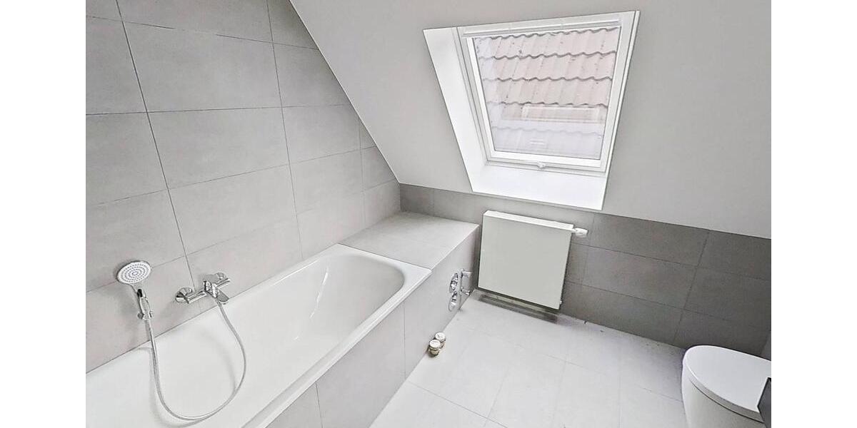 Etagenwohnung Mönchengladbach - 3 Zimmer, 148 m&sup2;, 854&euro; | Angebot:24473962