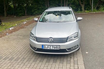 VW Passat 230.000 km 9.100 &euro; Düsseldorf 40225