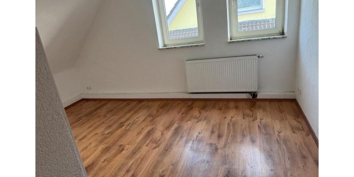 Dachgeschoßwohnung Duisburg Rheinhausen - 2 Zimmer, 50 m&sup2;, 685&euro; | Angebot:26652881