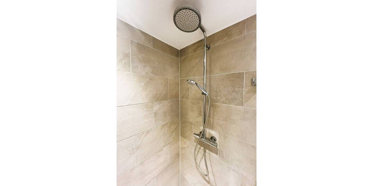 Etagenwohnung Düsseldorf Wersten - 4 Zimmer, 127 m&sup2;, 1.150&euro; | Angebot:26702845