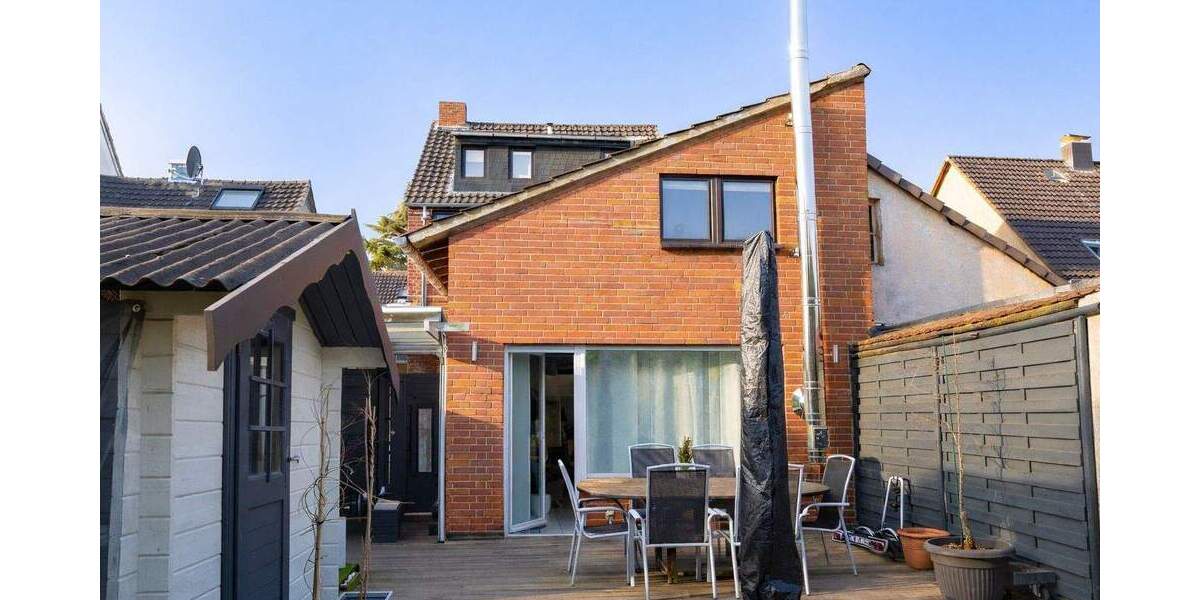 Mehrfamilienhaus, Wohnhaus Krefeld / Bockum Bockum - 6 Zimmer, 184 m&sup2;, 498.000&euro; | Angebot:25695272