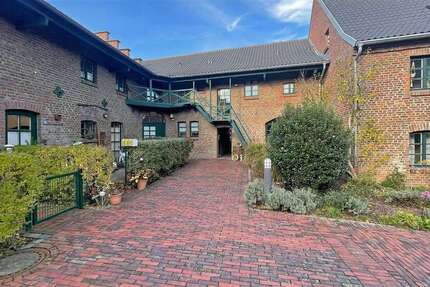 Haus Grevenbroich - 4 Zimmer, 110 m&sup2;, 369.000&euro; | Angebot:24976291