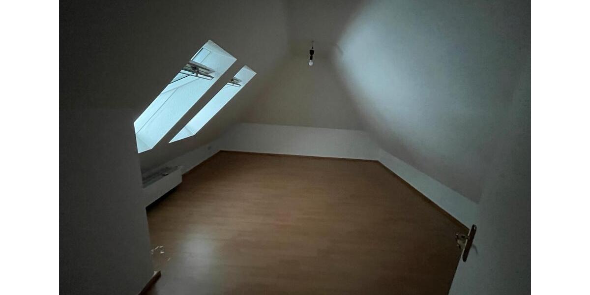 Maisonettenwohnung Moers Schwafheim - 4 Zimmer, 141 m&sup2;, 1.400&euro; | Angebot:25929418