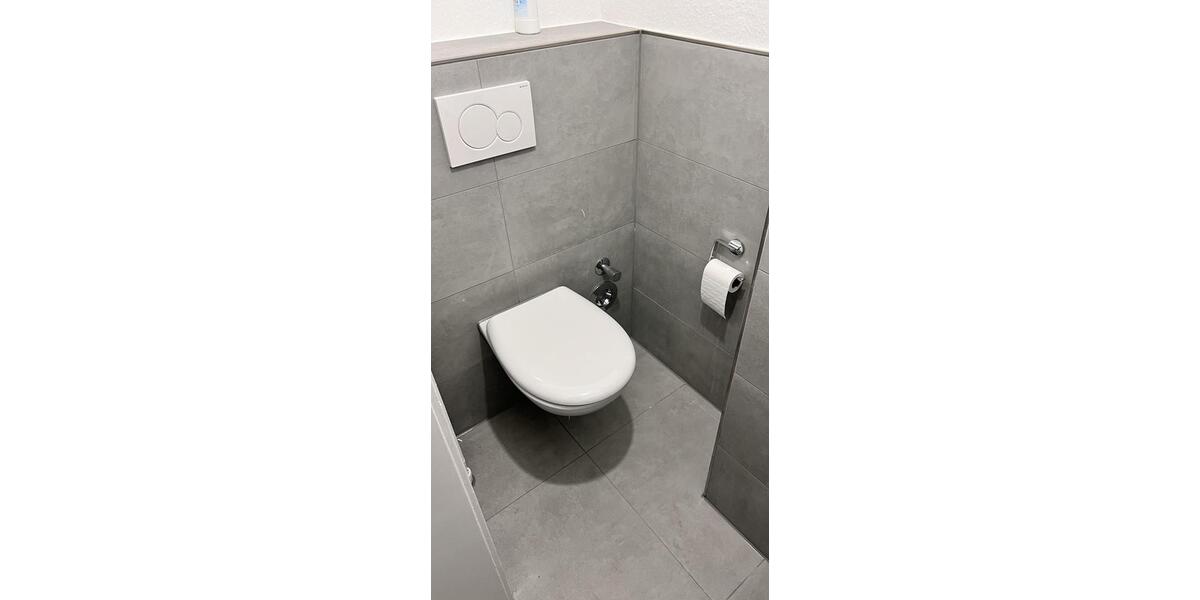 Erdgeschoßwohnung Düsseldorf Lörick - 3 Zimmer, 83 m&sup2;, 1.395&euro; | Angebot:26425534