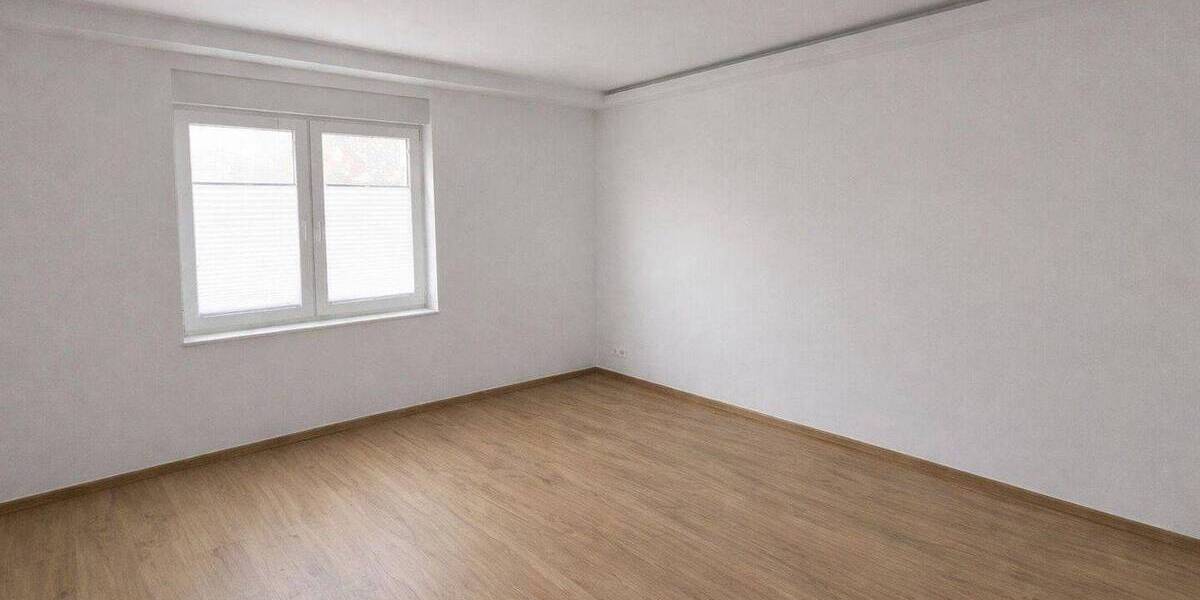 Mehrfamilienhaus, Wohnhaus Düsseldorf Mörsenbroich - 8 Zimmer, 215 m&sup2;, 945.000&euro; | Angebot:25969725