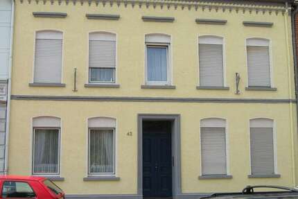 Haus Mönchengladbach West - 13 Zimmer, 261 m&sup2;, 310.000&euro; | Angebot:23125287