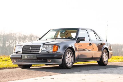 Mercedes-Benz 500 156.000 km 69.900 &euro; Düsseldorf 40233