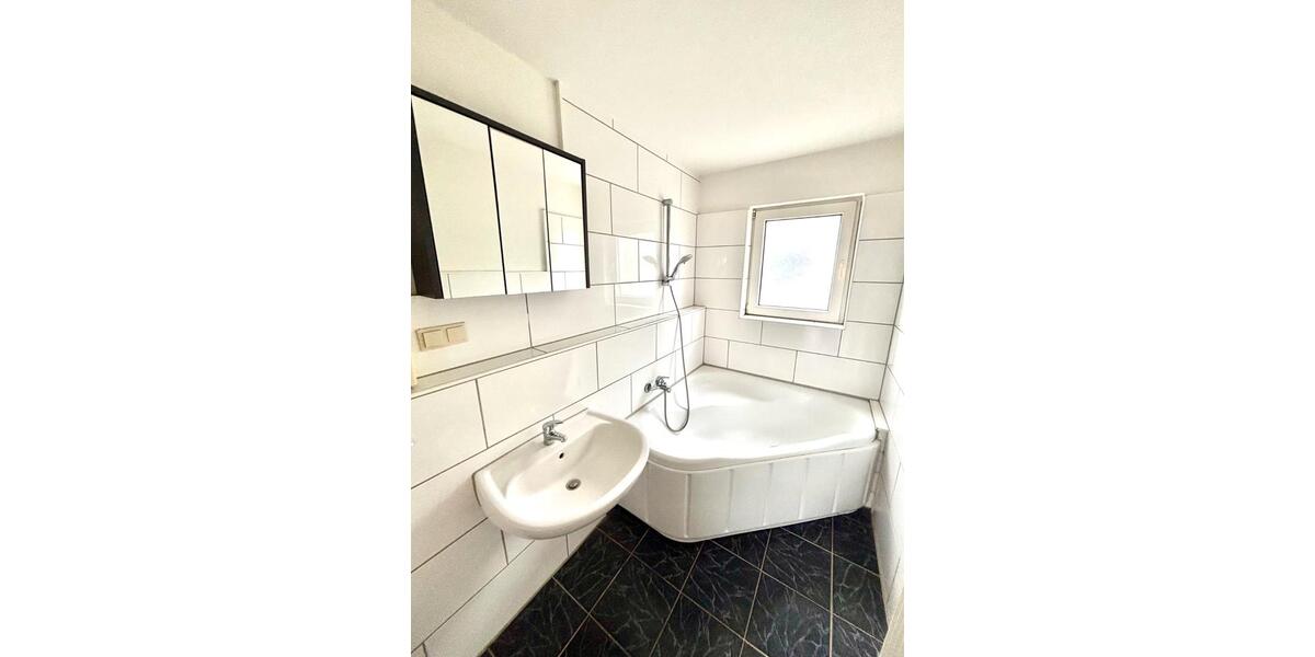 Terrassenwohnung Krefeld Cracau - 2 Zimmer, 67 m&sup2;, 950&euro; | Angebot:26613523