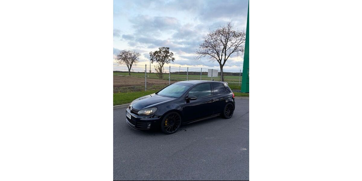 VW Golf 280.000 km 8.200 &euro; Viersen 41749