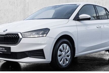 Skoda Fabia 77.975 km 12.790 &euro; Düsseldorf 40474
