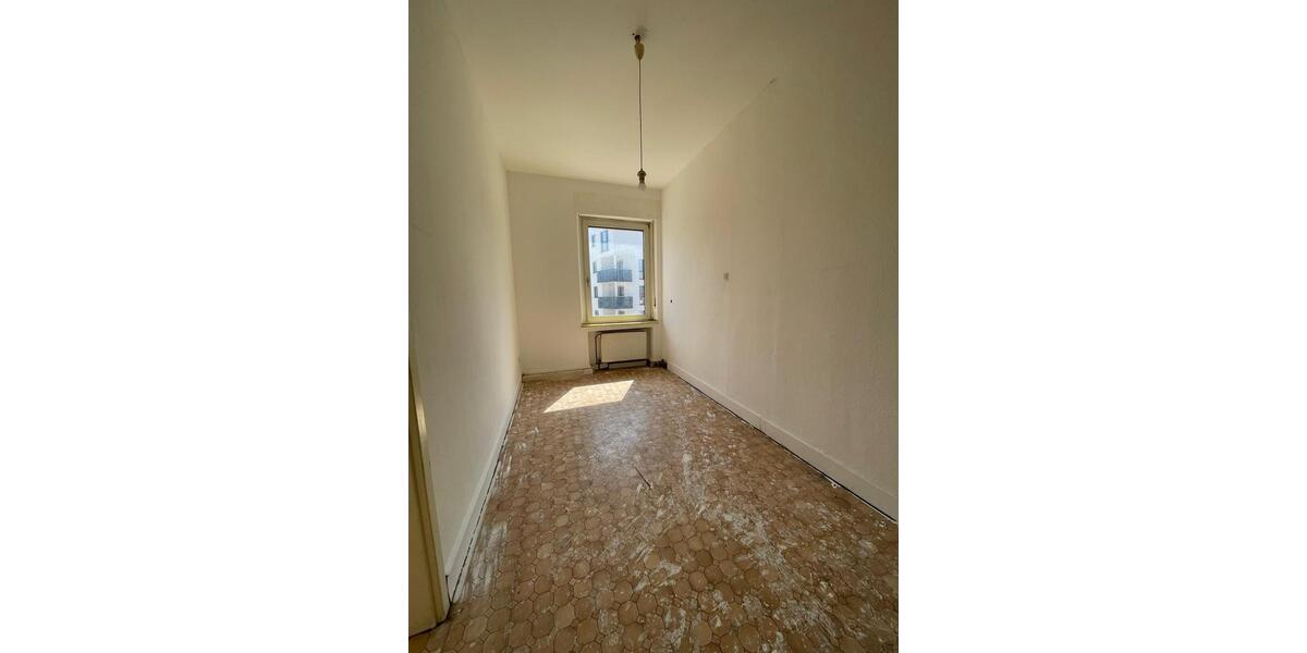 Etagenwohnung Mönchengladbach - 4 Zimmer, 100 m&sup2;, 850&euro; | Angebot:26679375