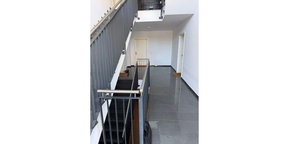 Etagenwohnung Kaarst Vorst - 3 Zimmer, 138 m&sup2;, 2.070&euro; | Angebot:26554982
