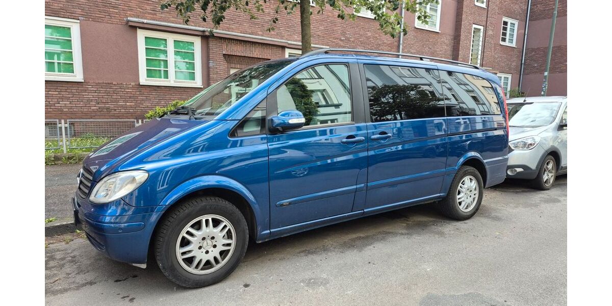 Mercedes-Benz Viano 249.900 km 9.400 &euro; Düsseldorf 40229