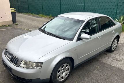 Audi A4 194.000 km 2.200 &euro; Duisburg 47166