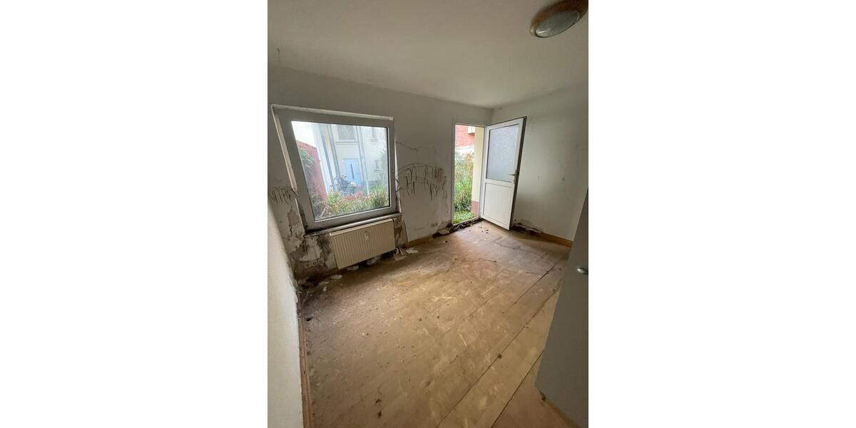 Erdgeschoßwohnung Düsseldorf Stadtbezirk 3 - 3 Zimmer, 33 m&sup2;, 666&euro; | Angebot:25308664