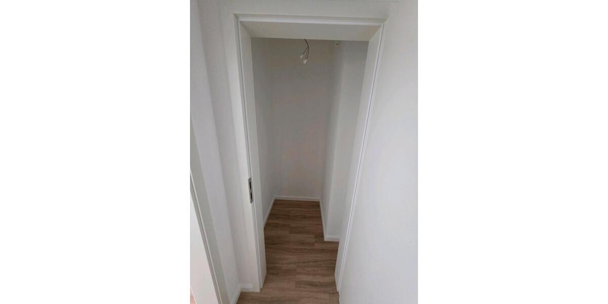 Etagenwohnung Düsseldorf Stadtbezirk 3 - 1 Zimmer, 42 m&sup2;, 600&euro; | Angebot:26023977