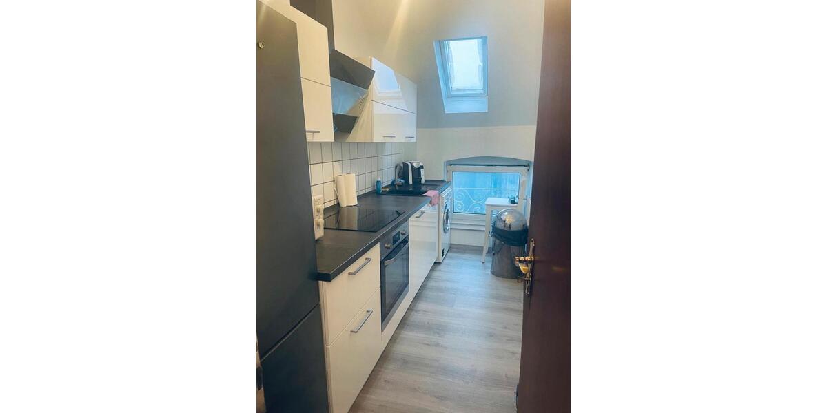 Etagenwohnung Düsseldorf Stadtbezirk 3 - 2 Zimmer, 60 m&sup2;, 1.100&euro; | Angebot:25474576