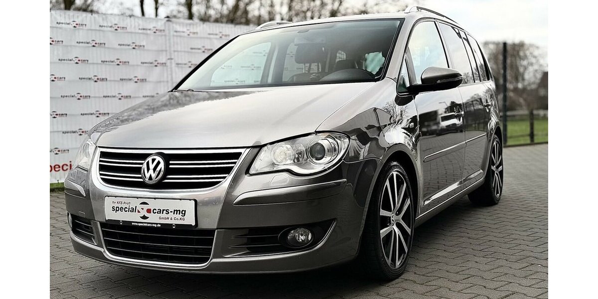 VW Touran R-Line / Leder / 7Sitze / 1.Hd / Navi 125.000 km 11.900 &euro; Mönchengladbach 41066