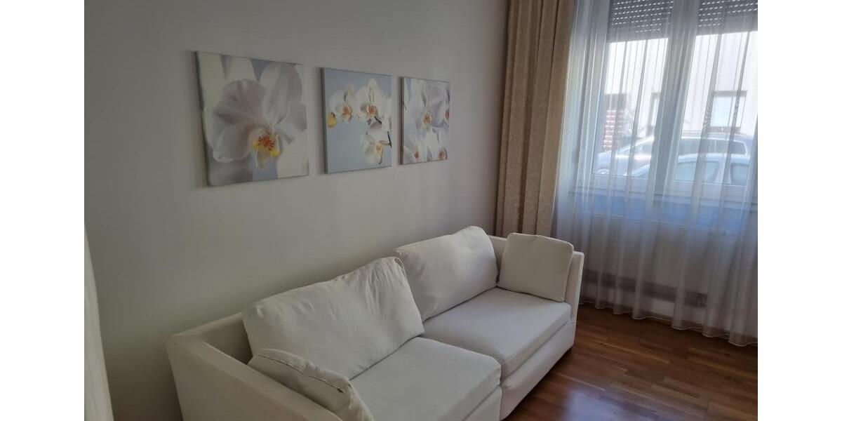 Erdgeschoßwohnung Krefeld - 2 Zimmer, 53 m&sup2;, 526&euro; | Angebot:25858787