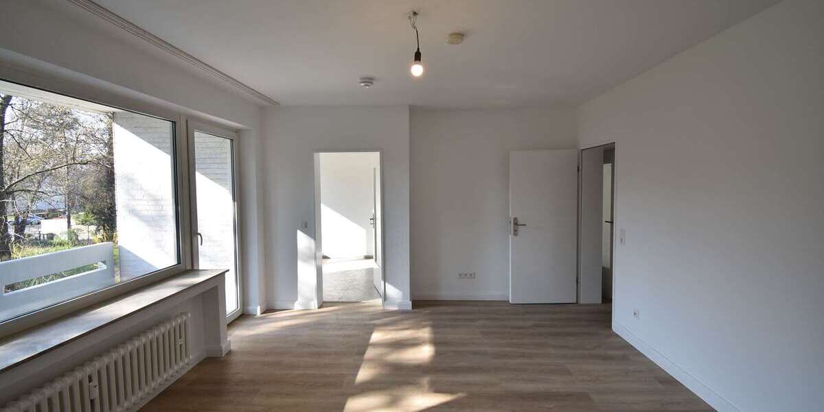 Etagenwohnung Duisburg Hamborn - 3 Zimmer, 81 m&sup2;, 895&euro; | Angebot:25883772