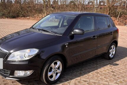 Skoda Fabia 154.500 km 4.300 &euro; Duisburg 47229