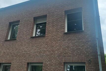 Haus Mönchengladbach Süd - 5 Zimmer, 170 m&sup2;, 400.000&euro; | Angebot:26637378